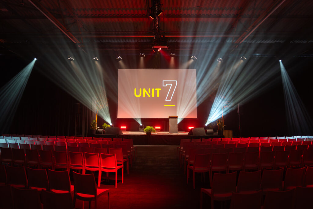 EF25_Unit7_Opening_LR_31