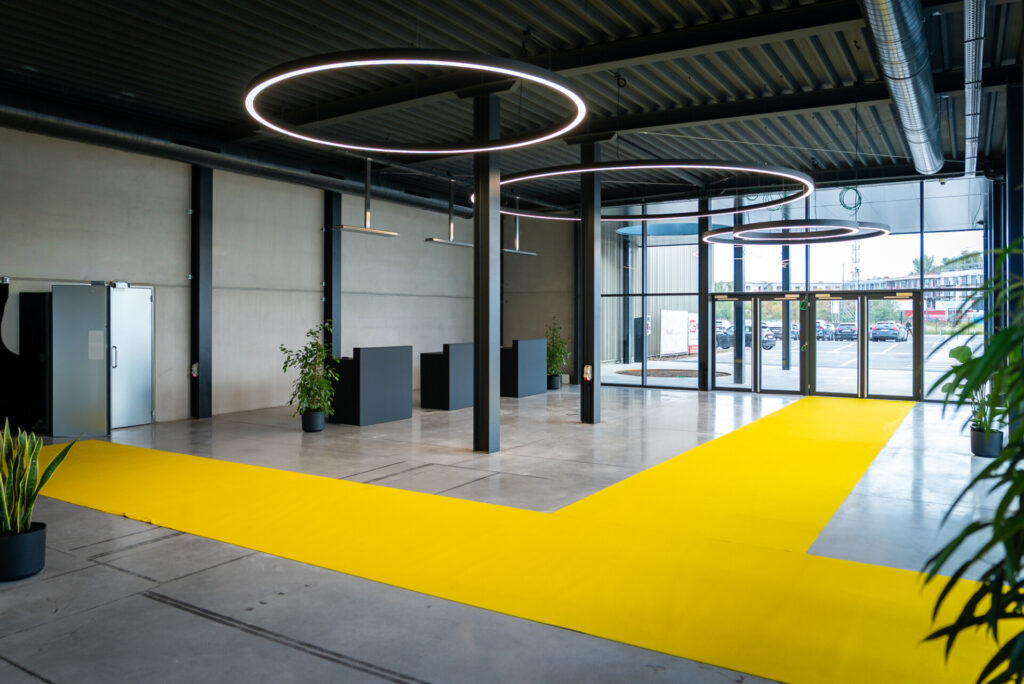 EF25_Unit7_Opening_LR_6