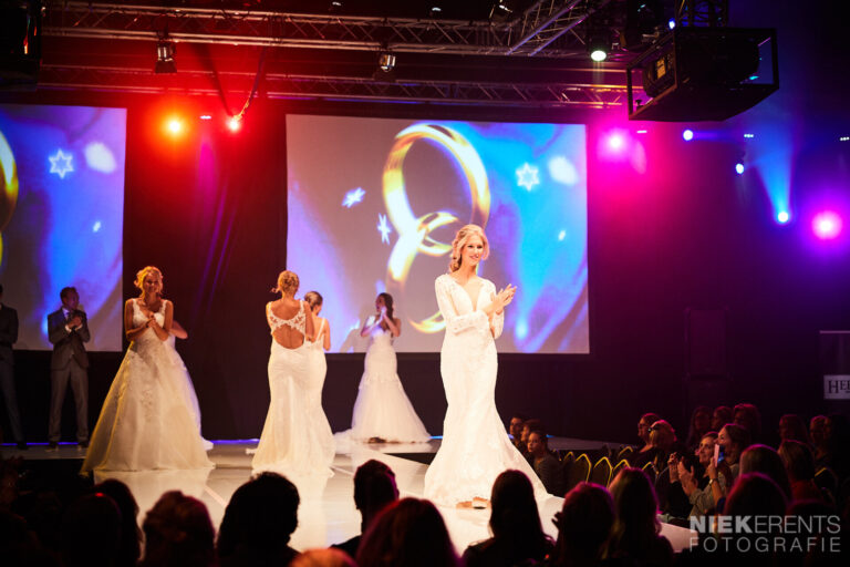 Modeshow in Loods