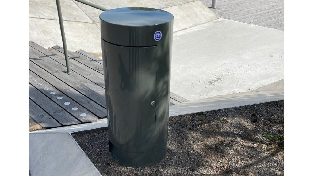 SUPPLY BOLLARDS AND POSTS