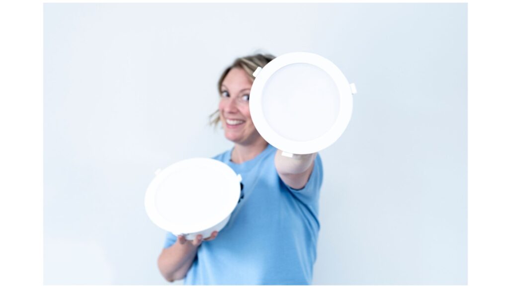 Sensor controlled downlight DL 150/200 Connect