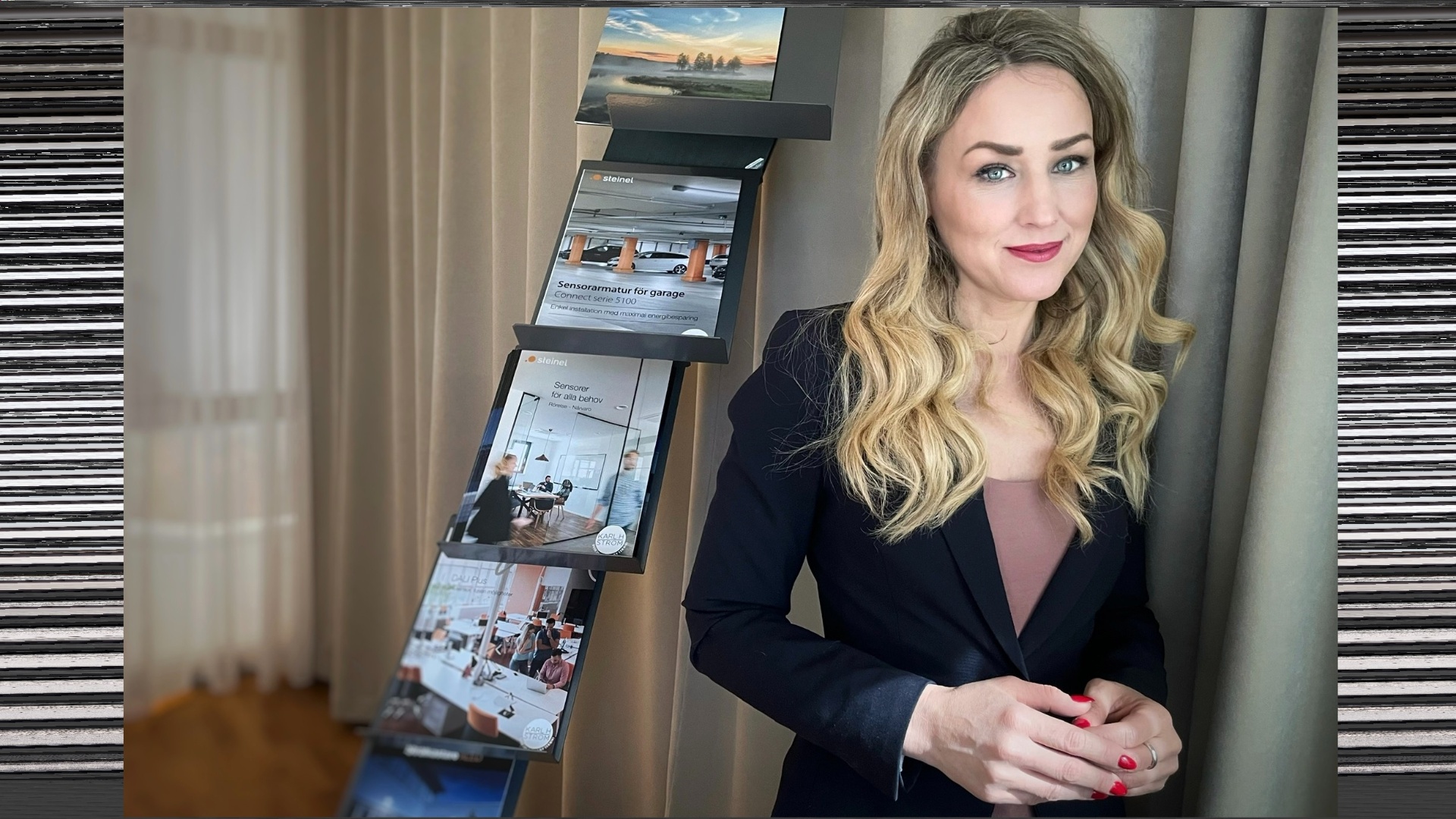 Smart ceilings for stairwells Connect series R