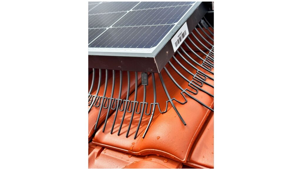Bird protection for solar panels