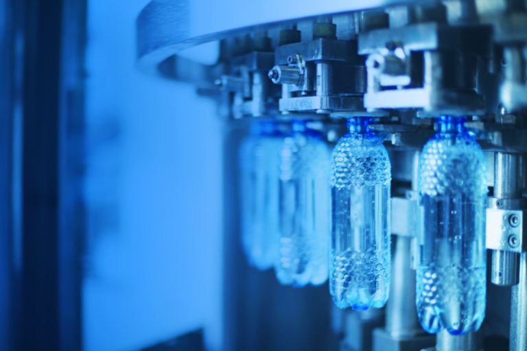 Plastflaskor signaturbild