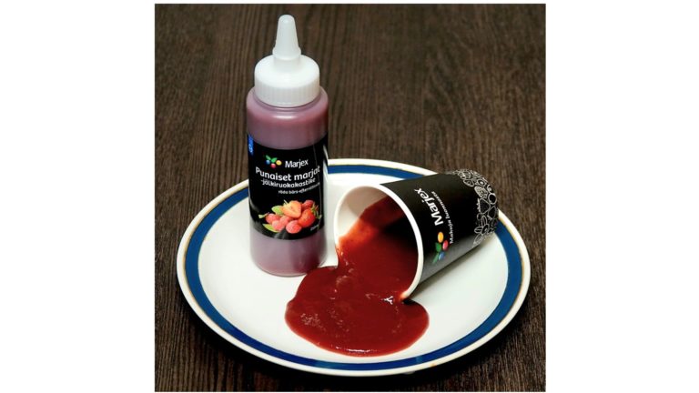 Marjex red berries dessert sauce 250ml