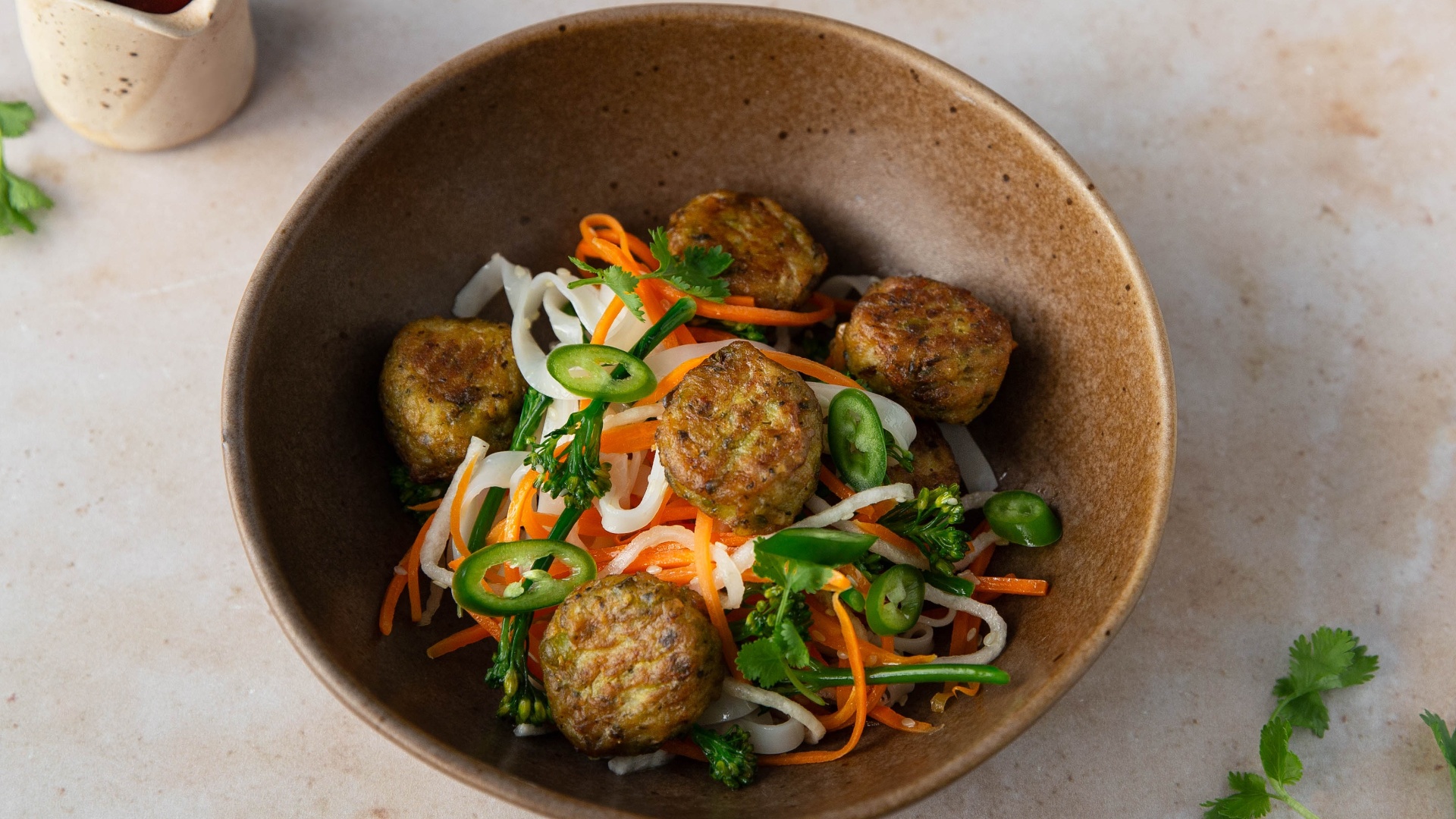 Cauliflower and curry bun 15g