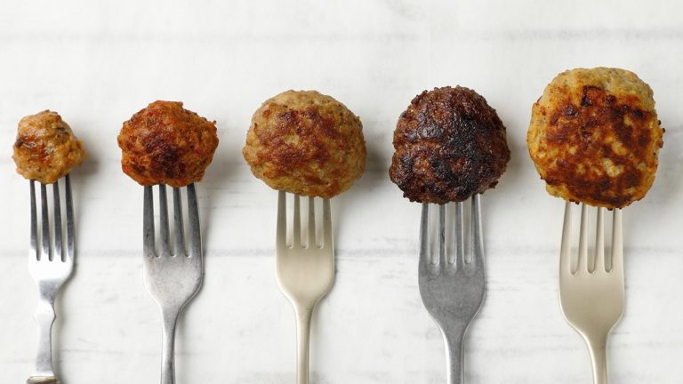 Köttbullar i olika storlekar