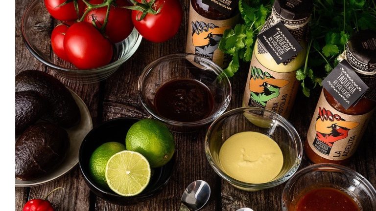 Taquería Revolución Chili Sauces