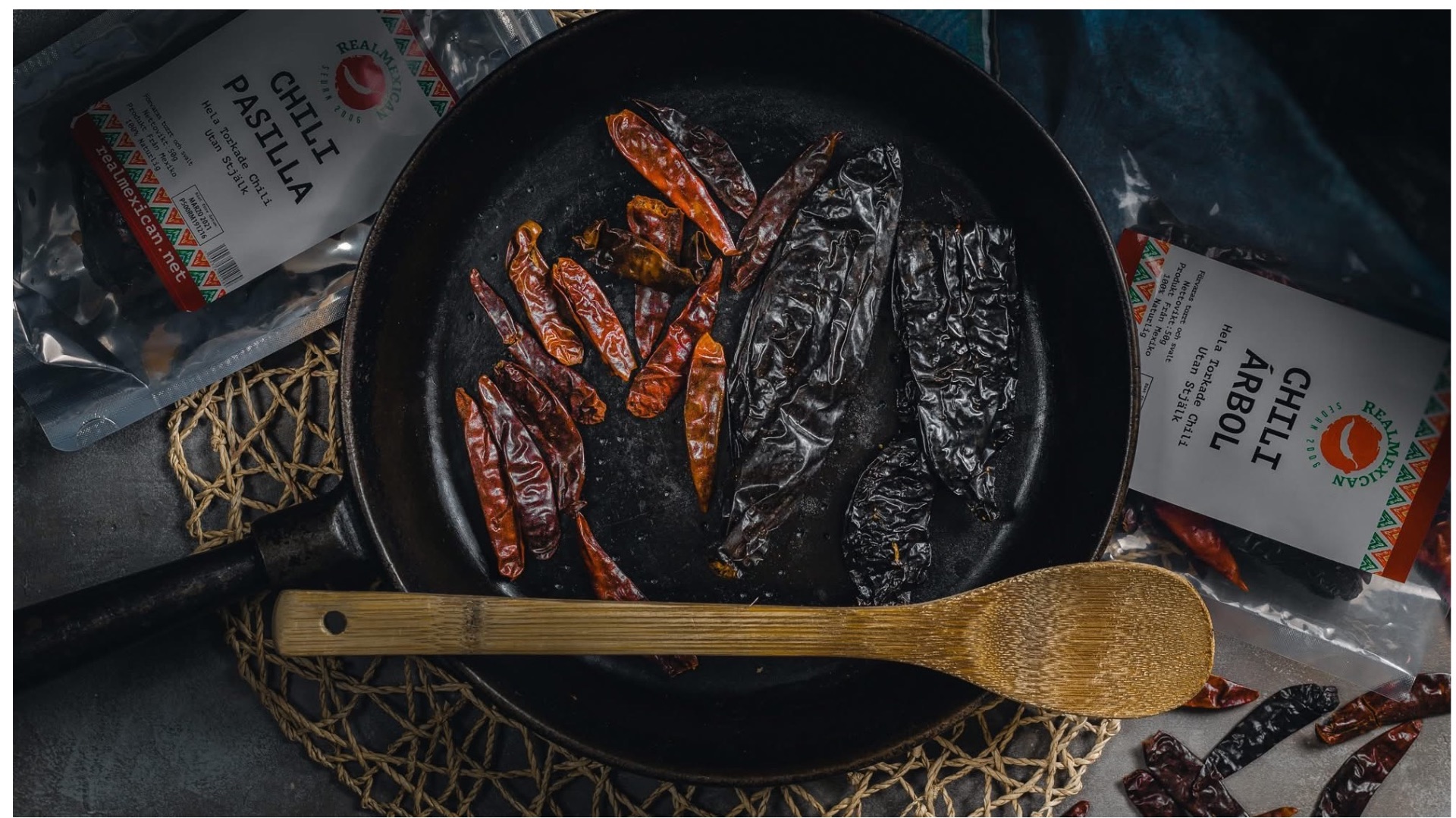 Dried Mexican chiles Fastfood & Restaurang Stockholm