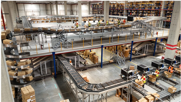 Logistar Serbia,  Dual Split Tray Sorter + Cross Tray Sorter