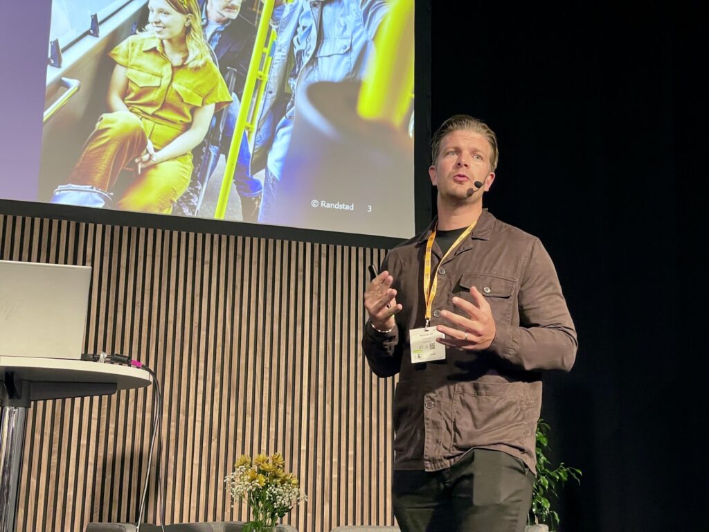 Joachim Bratt på scen