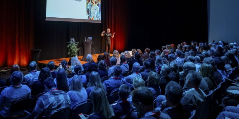 Johan Falk med publik