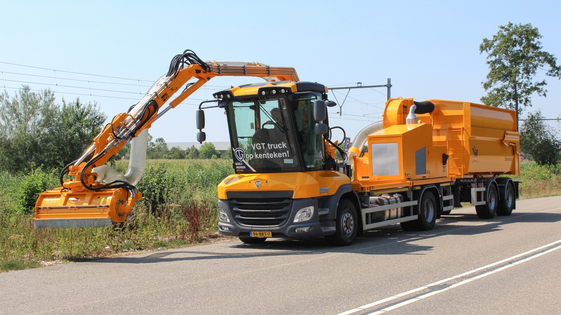 BreTrac Schnellverkehr Mähfahrzeug
