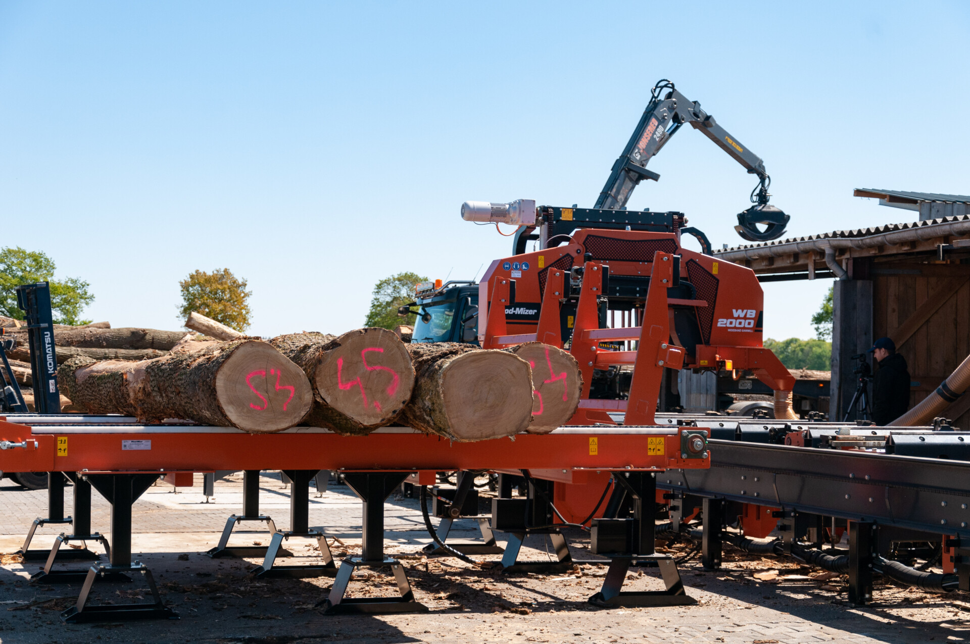 Rondhout voor zagerij, spaanplaten of MDF.