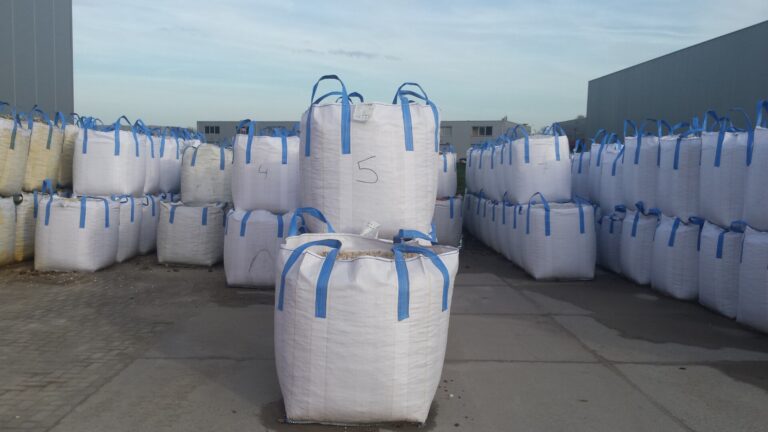 Grind Split alle soorten kleuren en maten in big bag of losgestort maar ook keien en breuksteen voor messcherpe prijzen