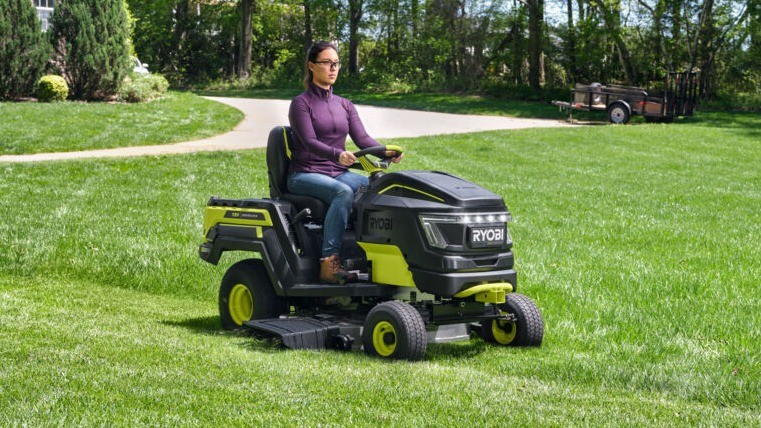 Ryobi elektrische tuintractor RY72TMX117