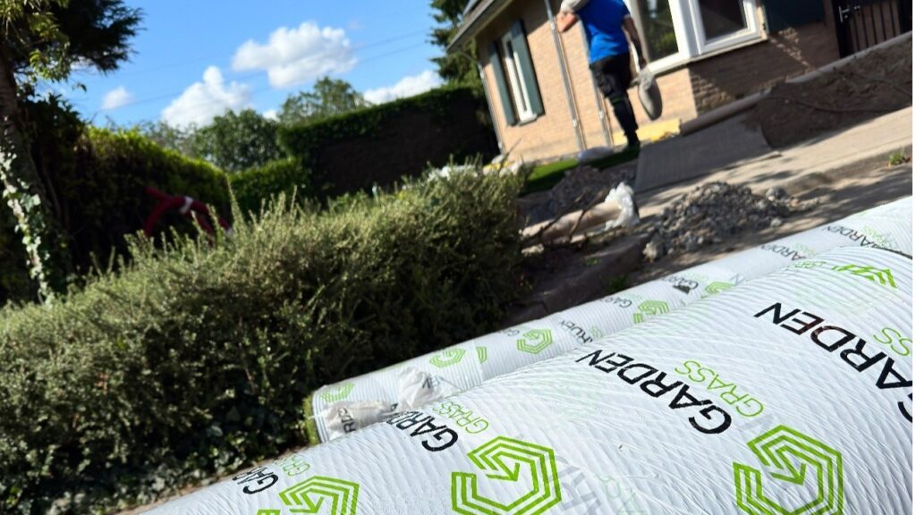 GardenGrass-Installationsservice!