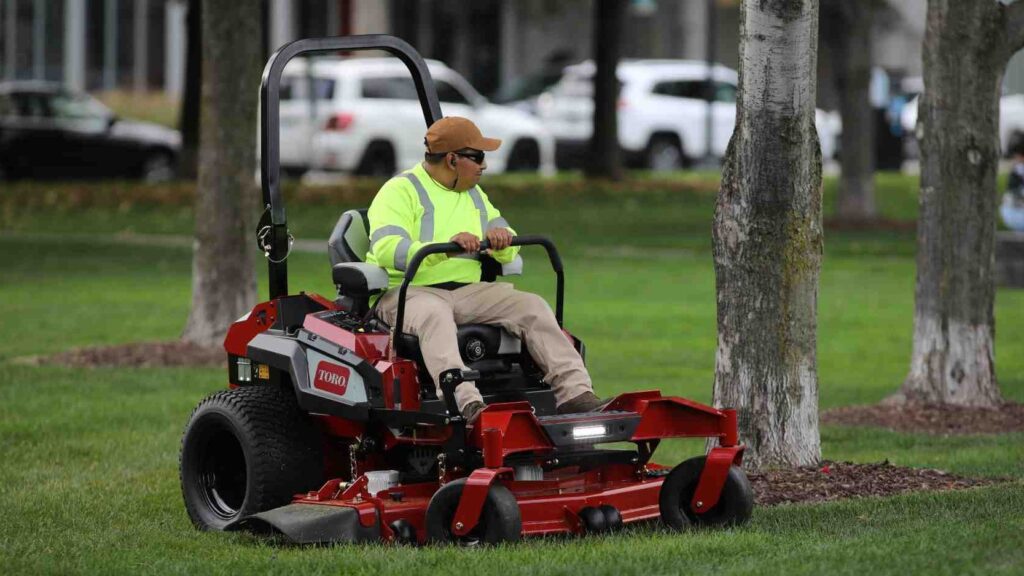 Ontdek de Toro Z-Master Revolution