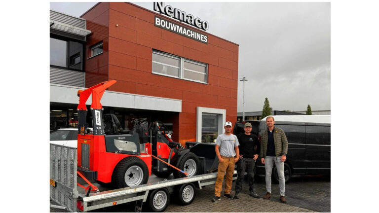 Uitlevering Relly 1.3D mini shovel