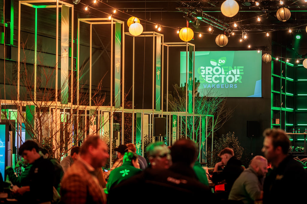 DE_GROENE_SECTOR_January1520262121_EwaldGeerdink_1B8A1626-CR3___Beursvloer.jpg