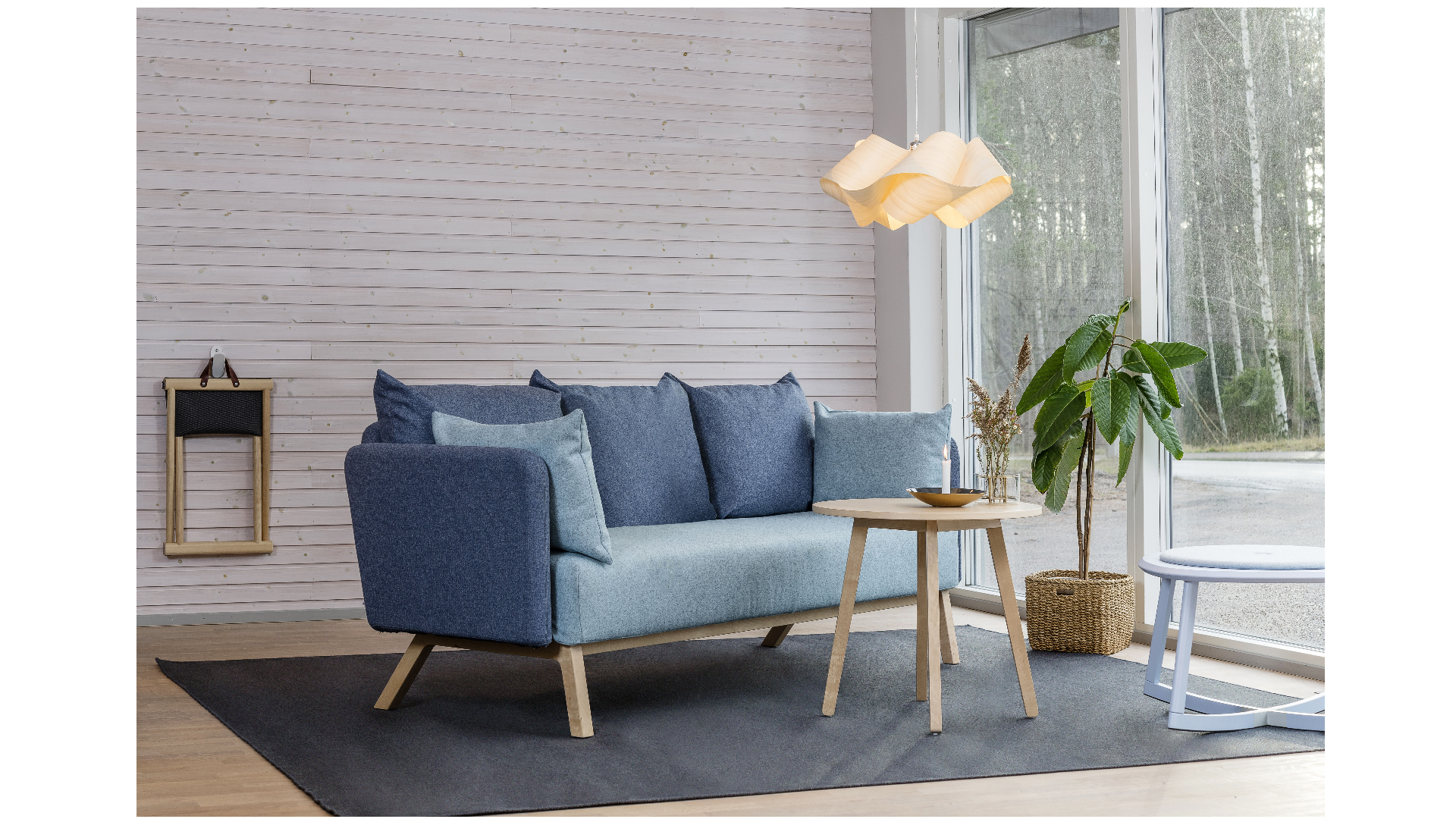 Duurzaam, functioneel en toch uitnodigend. Dahlia is de nieuwe generatie meubels voor de gezondheidszorg, ontworpen om te voldoen aan alle eisen van de toekomst.