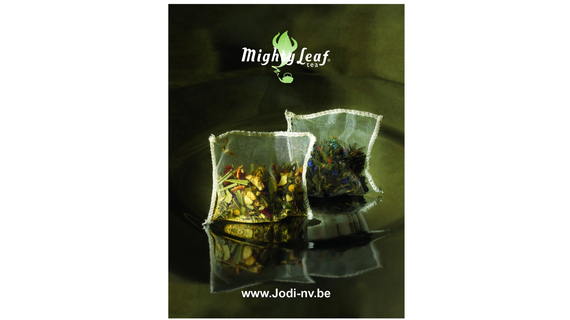 Mighty Leaf ‘s artisanale zakjes met grote theebladeren.Doorgevoerde artisanale kwaliteit…                              …is de rode draad doorheen Mighty Leaf.