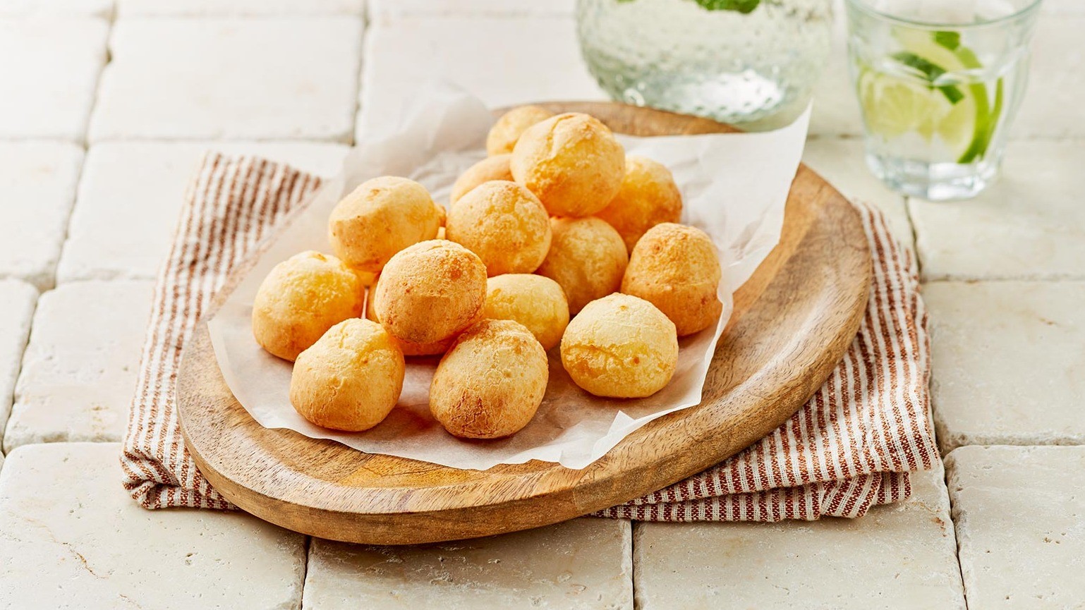 Tapas Club Pao de Queijo