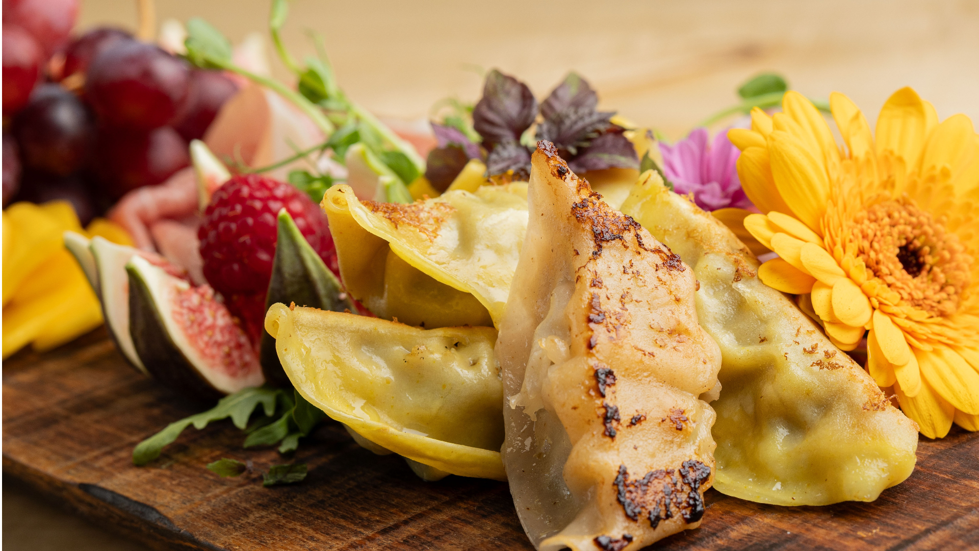 Dutch Dumplin Borrelplank