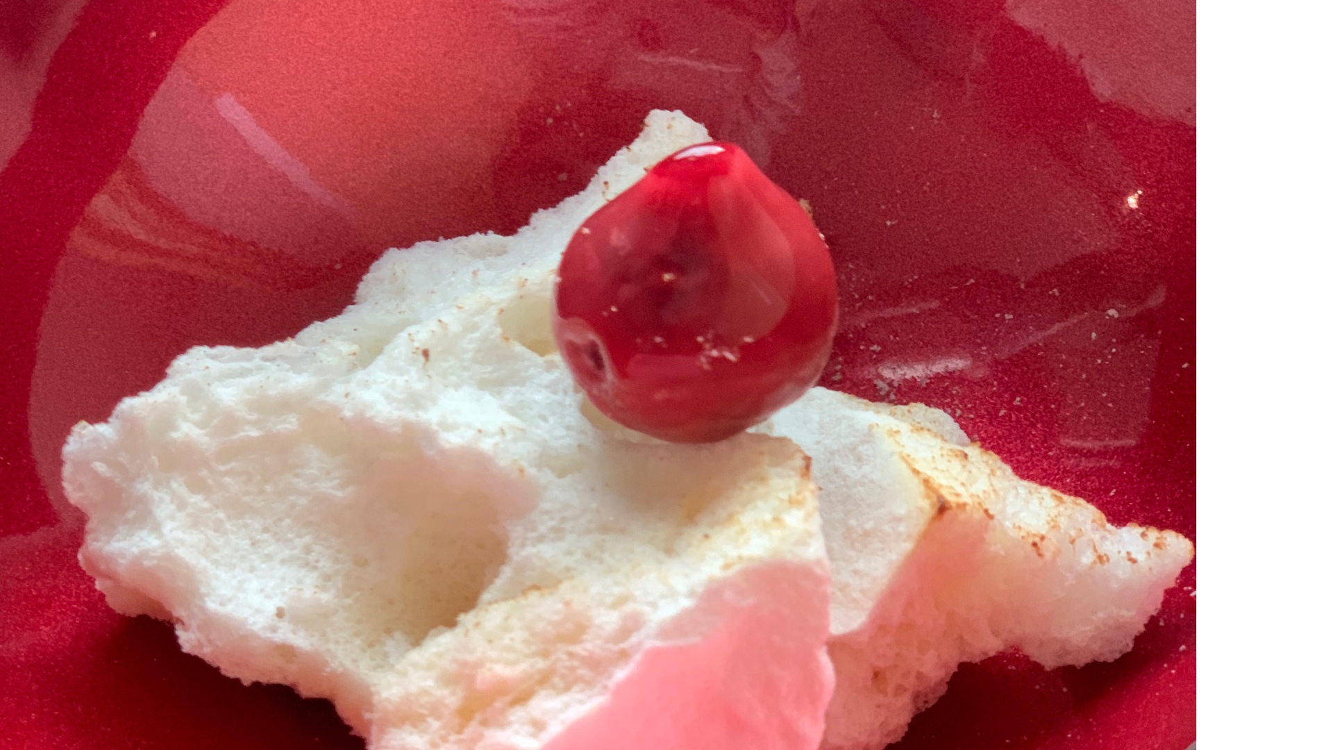 kersen flavor sorbet ball