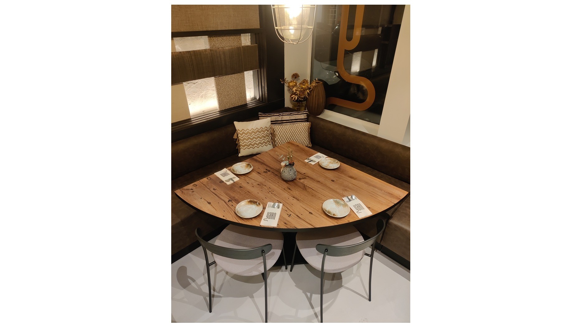 Mobilier de restauration sur mesure