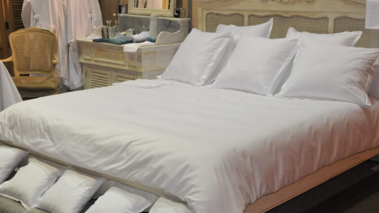 BED LINEN – FARAO UNI T320