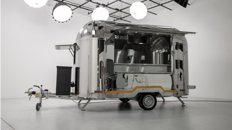 Cuisine Streamline Trailer 370