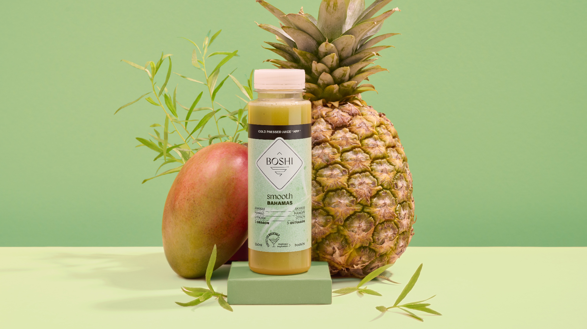 Boshi Bahamas, un mélange d’ananas, de mangue, de citroen et d’estragon. Un jus frais et unique avec une touche épicée.