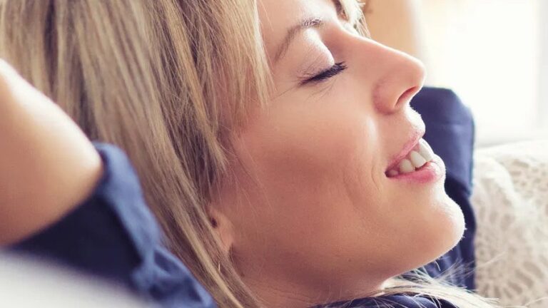 Du stress à la concentration : pourquoi la relaxation au travail est l'investissement le plus judicieux