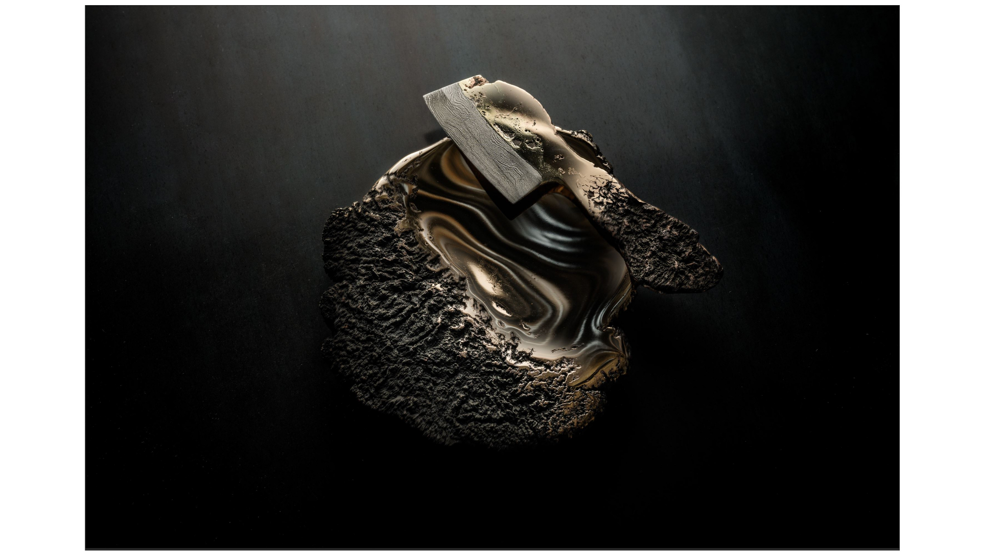 Couteau de table en damas pour MIRAZUR