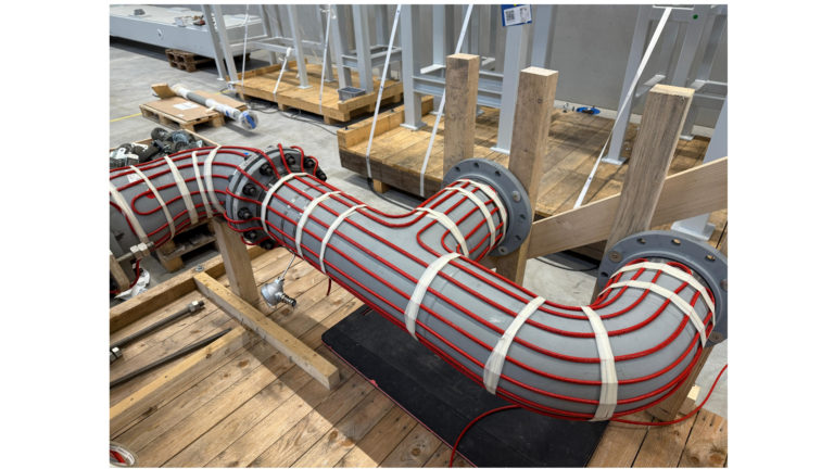 Electrical tracing on pipeline.