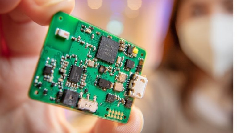 Swarmy – Modular, energy-efficient and networked sensor-actuator platform – Fraunhofer IZM