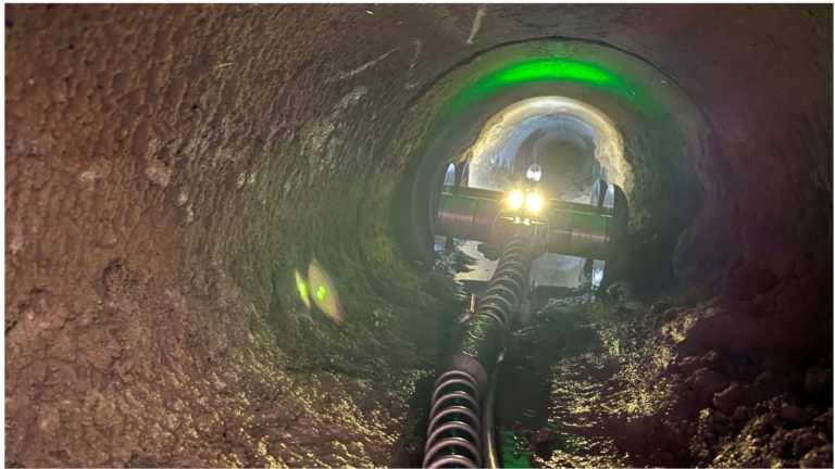 Höchstdruck-Wasserstrahlen im Kanal