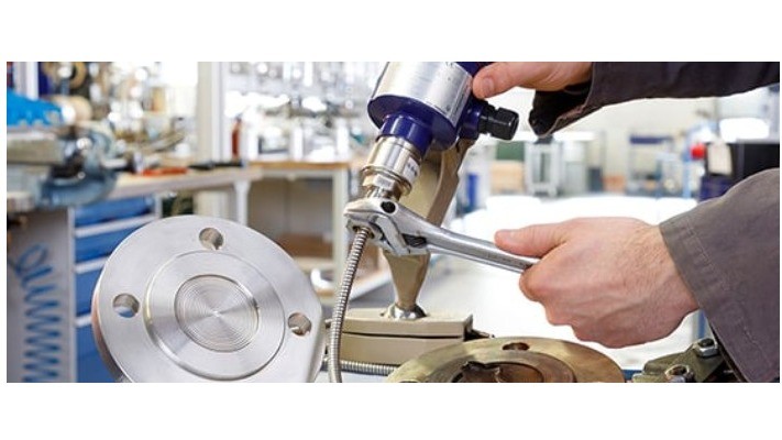 Austausch-Service für  Druckmittlersysteme mit  Prozesstransmittern