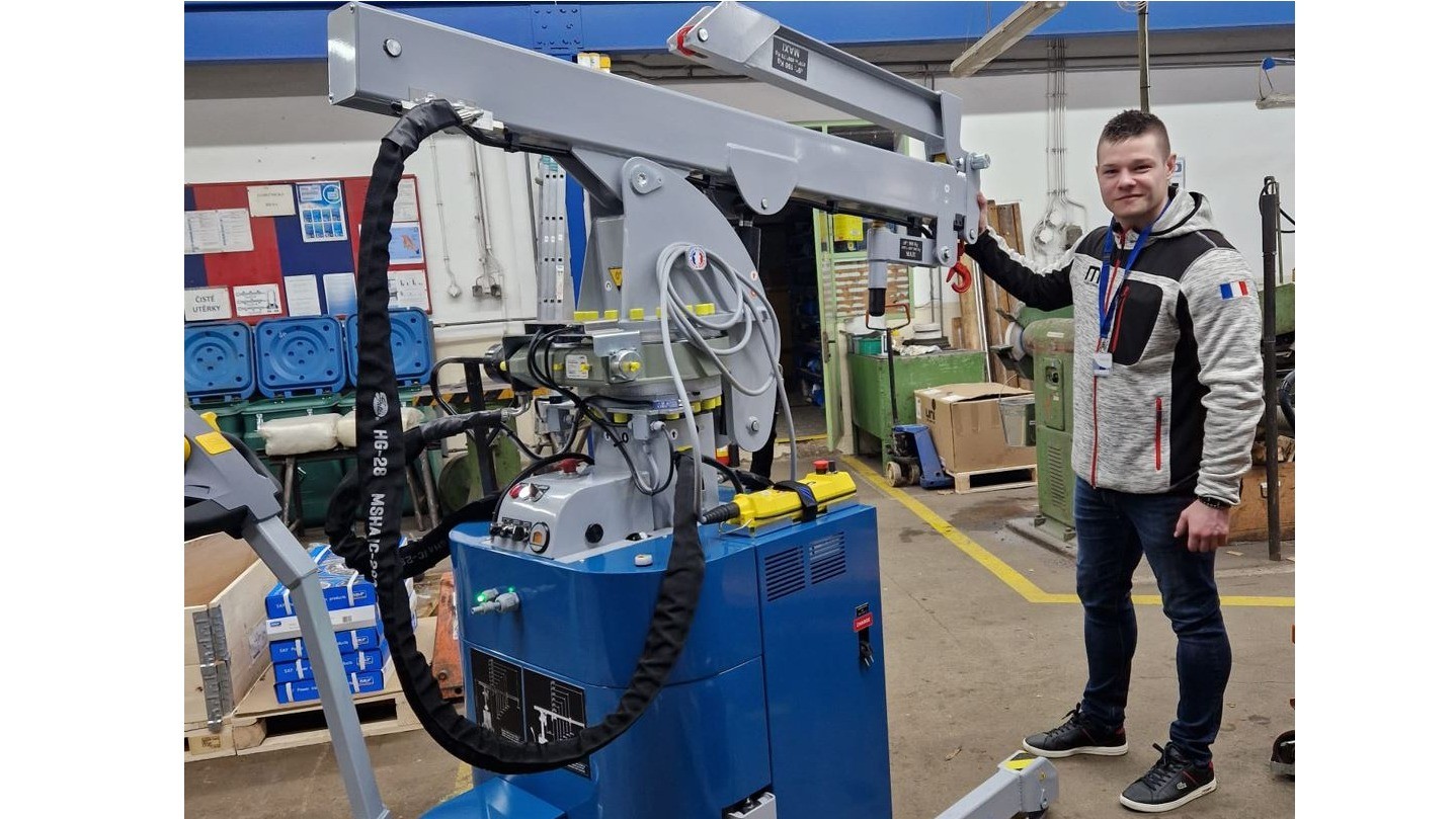 Kompakte mobile Hebel&ouml;sungen f&uuml;r enge industrielle Arbeitsbereiche