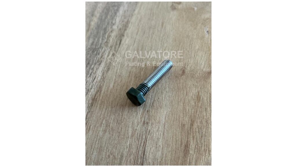 RACKSTAR® – coated screw head