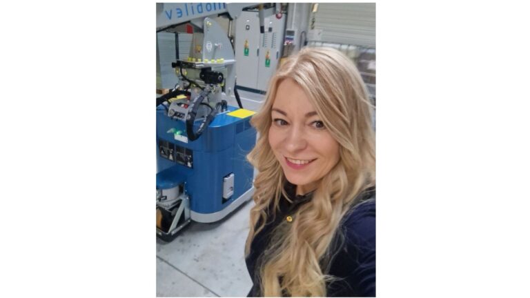 Mobilev Cranes – Innovative Mobile Mini Cranes for Safe Heavy‑Load Lifting in Industrial Maintenance