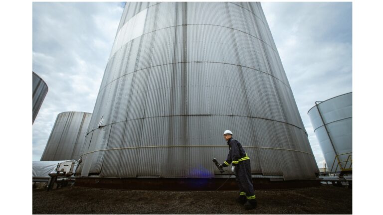 Storage Tanks Inspections: From Old Problems to New Solutions