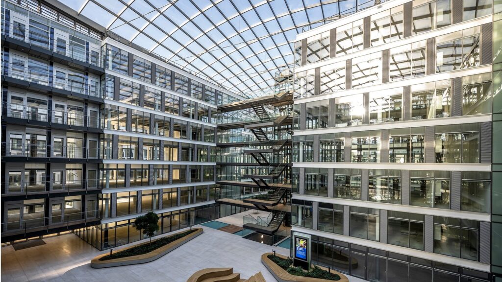 Piepenbrock is responsible for technical and infrastructural facility management at heylo Düsseldorf.