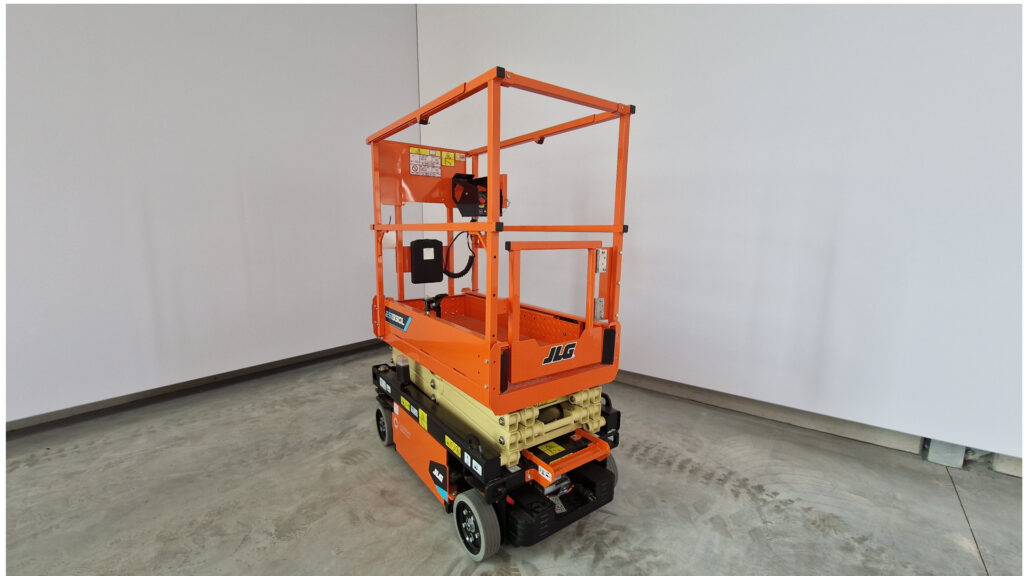 Scherenarbeitsbühne JLG ES1330L