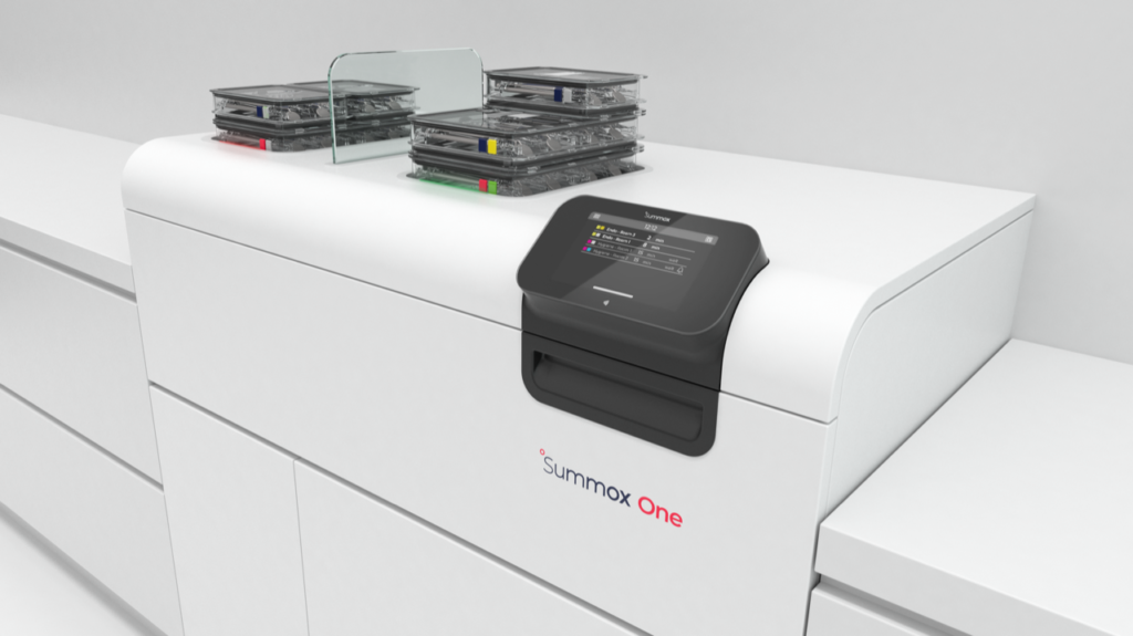 Summox Dental BV introduceert de Summox One: Volledig automatische desinfectie en sterilisatie van instrumenten in recordsnelheid.