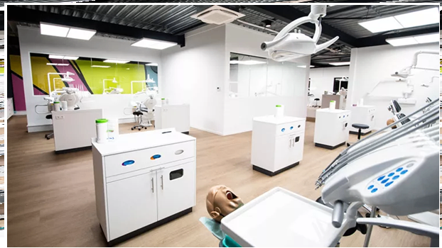 Opleiding Tandartsassistent: https://www.edin.nl/opleidingen-en-trainingen/opleiding-tandartsassistent