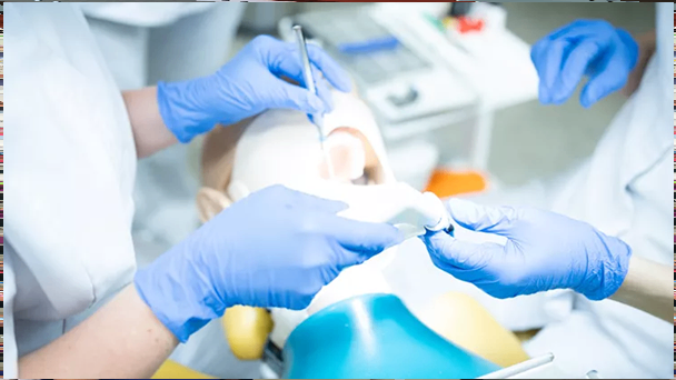 Eénvlaks composiet restauratie in het occlusale vlak