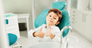 Kind bij tandarts