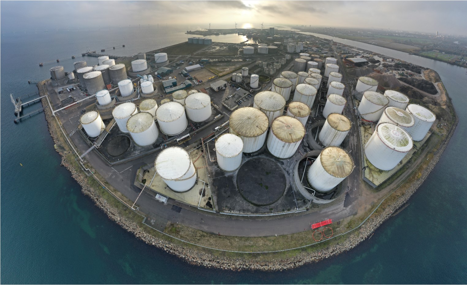 360 degree photo of tank terminal and port